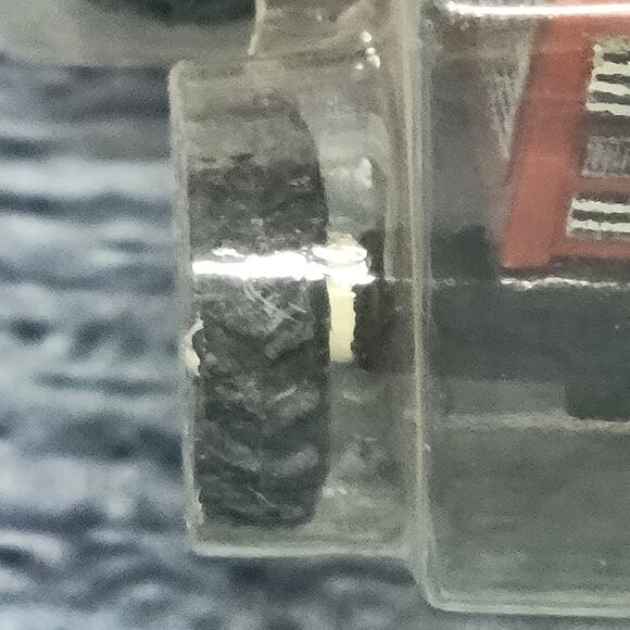 Vintage mini toys Inc 1/64 scale Hesston 1180 DT Turbo tractor brown/white - Picture 6 of 9